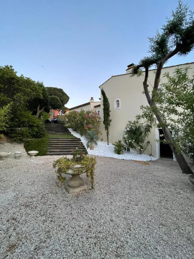 Villa Avec Piscine Sur Le Golf Sainte-Maxime Exterior photo