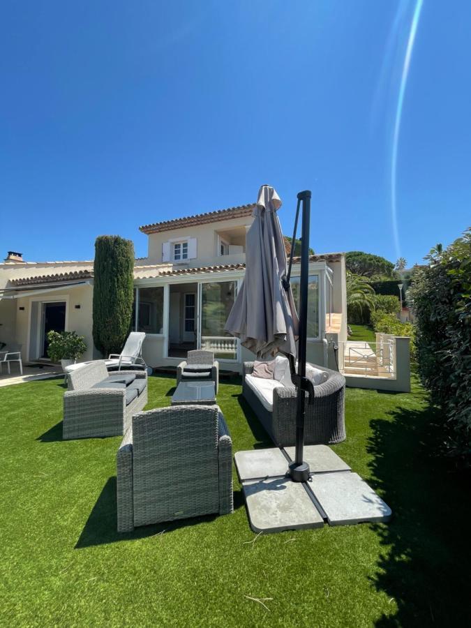 Villa Avec Piscine Sur Le Golf Sainte-Maxime Exterior photo